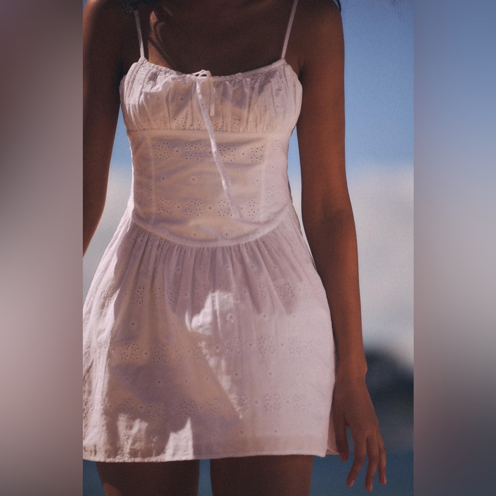 Zara White Embroidered Mini Dress